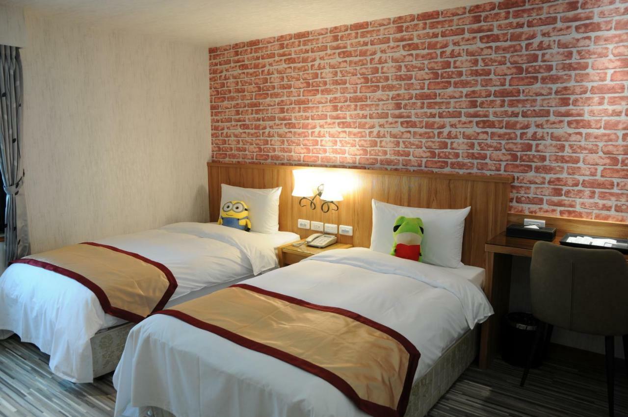 Sung Tai Hotel Kaohsiung Dış mekan fotoğraf
